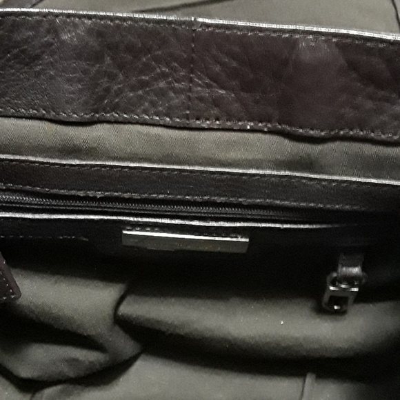 kenneth  Cole - Picture 4 of 4